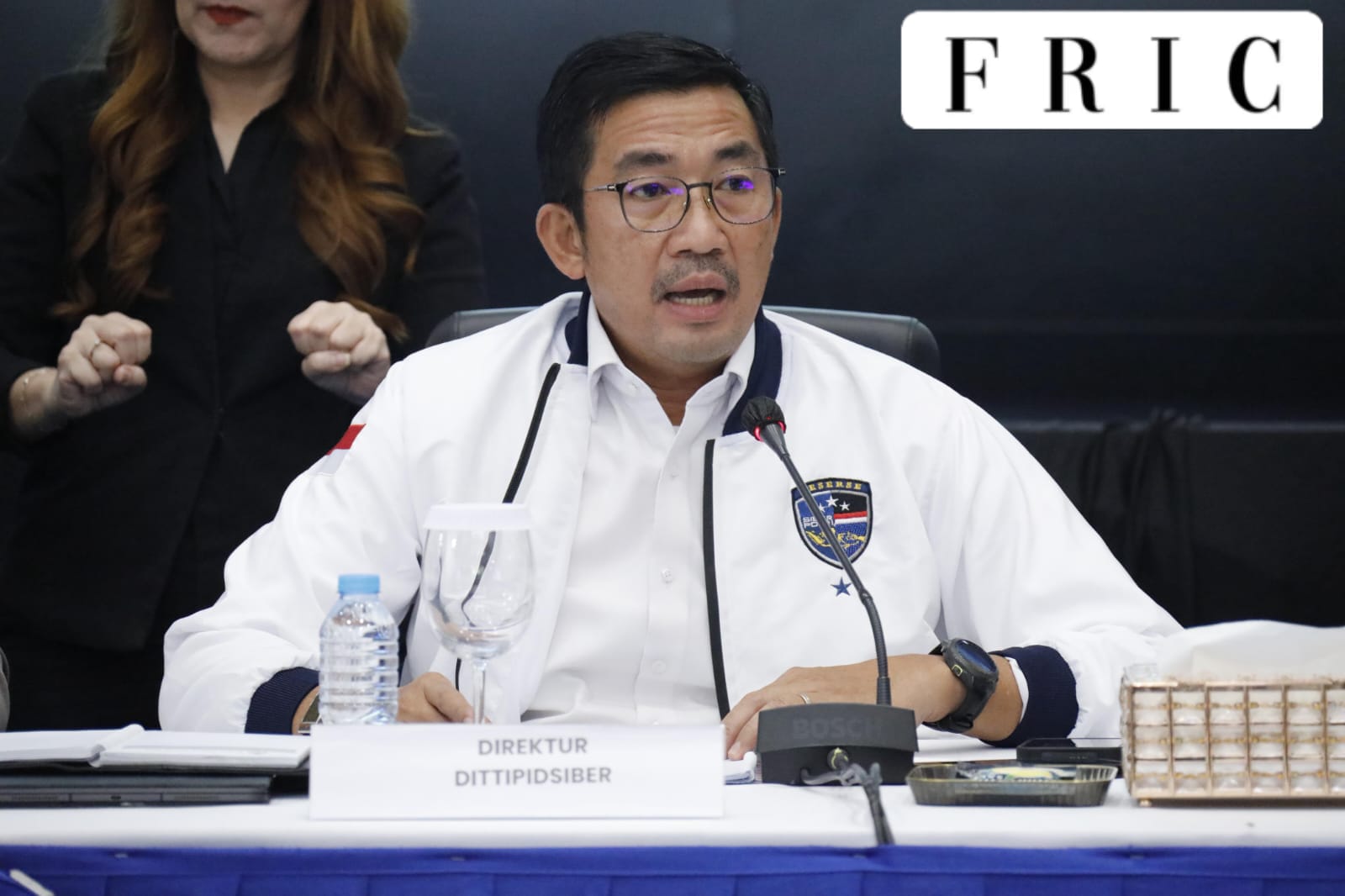 Bareskrim Polri Bongkar Praktik Live Streaming Pornografi di TikTok dan Tevi, Enam Tersangka Diamankan