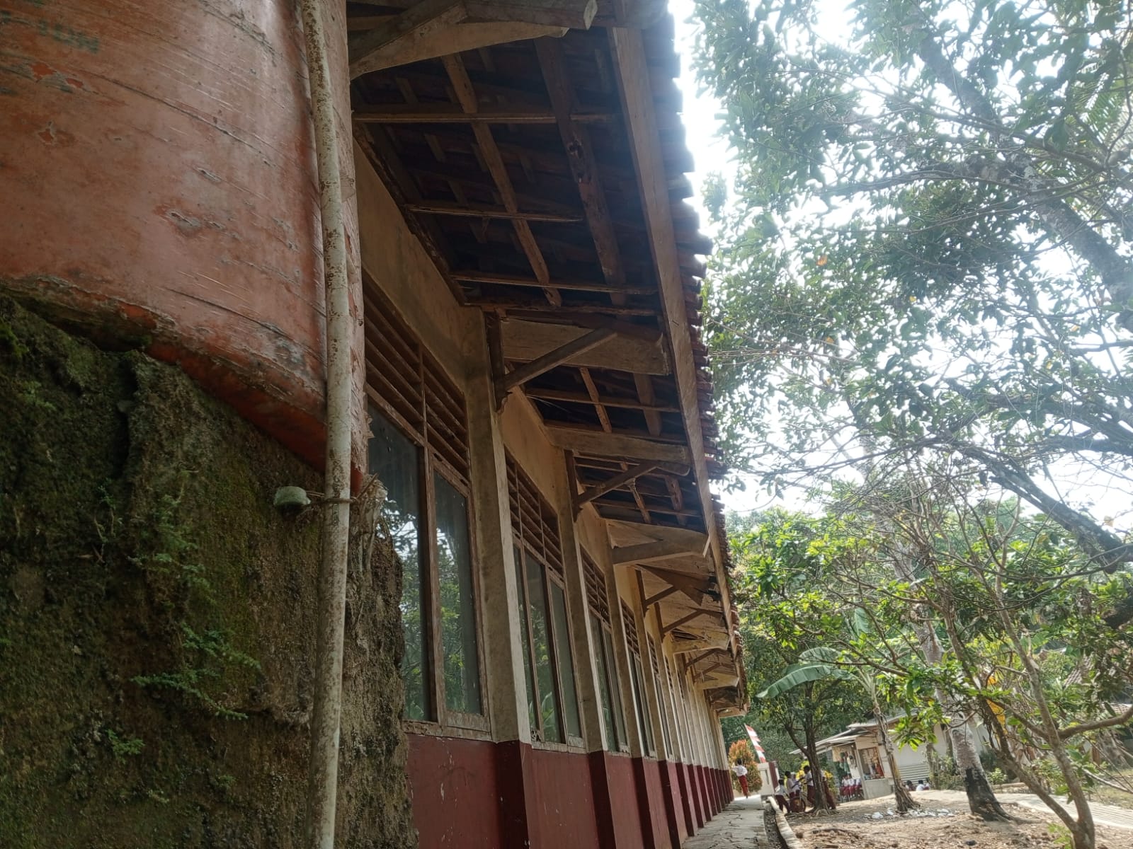 Kondisi Memprihatinkan, SDN 1 Pasindangan Cileles Butuh Perhatian Pemerintah